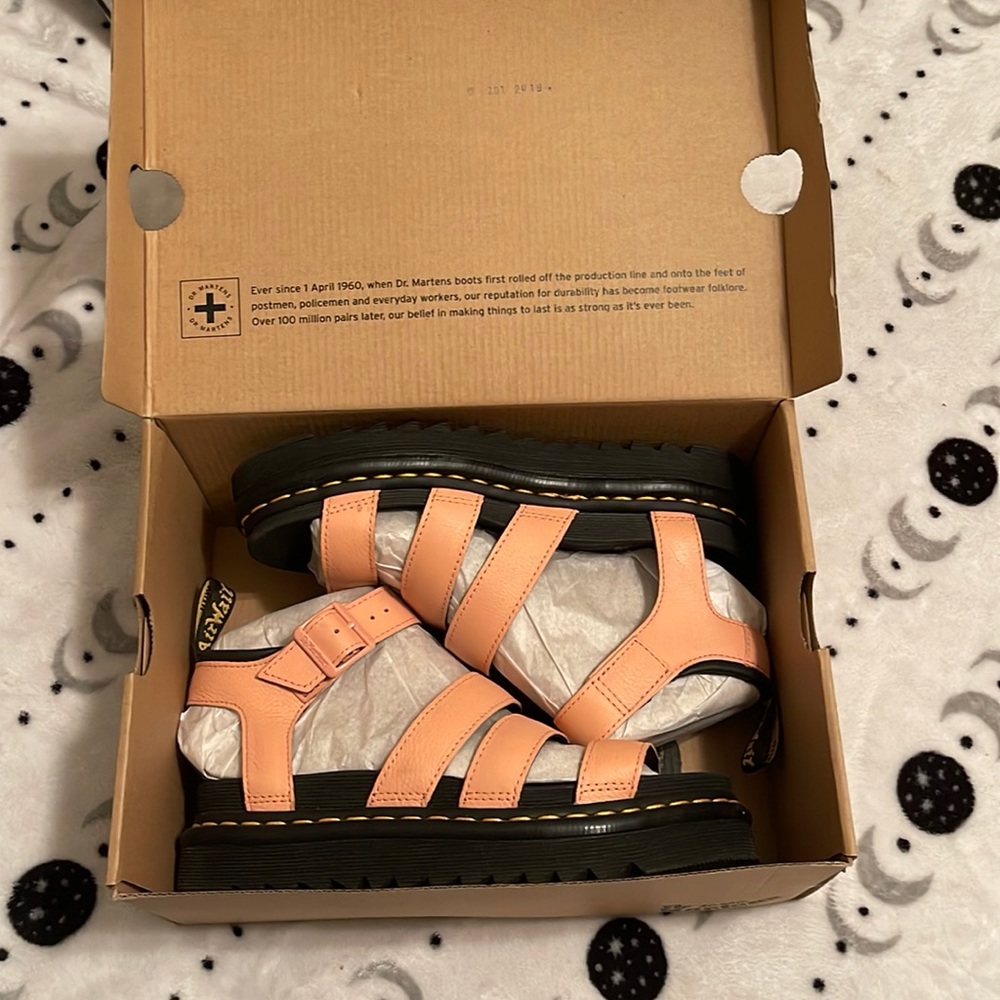 Dr Martens Blaire Peach Pink Sandal size 7